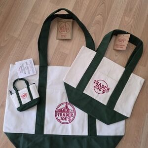 Trader Joe's Canvas Tote Bag Set